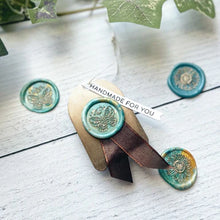 Load image into Gallery viewer, Spellbinders Paper Arts Sealed Collection Must-Have Wax Bead Mix Teal (WS-118)