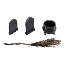 Load image into Gallery viewer, Tim Holtz idea-ology Halloween Graveyard (TH94337)