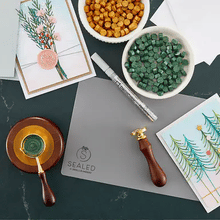 Load image into Gallery viewer, DecoColor by Marvy Uchinda Premium Silver Metallic Marker (250-S #SLV)