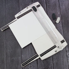 Load image into Gallery viewer, Tim Holtz Precision Trimmer (3961eUS)
