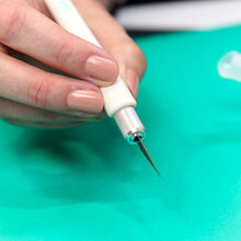 Load image into Gallery viewer, We R Memory Keepers Crafter's Essentials Craft Knife (660244)