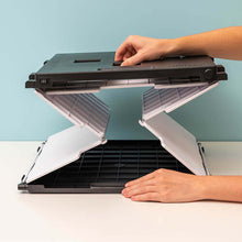 Load image into Gallery viewer, We R Memory Keepers Shotbox Portable Studio Kit (660406)