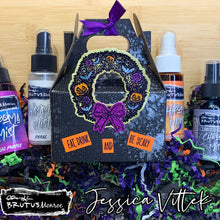 Load image into Gallery viewer, Brutus Monroe Stamp & De Set Seasonal Wreaths