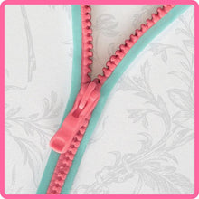 Load image into Gallery viewer, Katy Sue Designs Zipper Mold (129852.000.000)