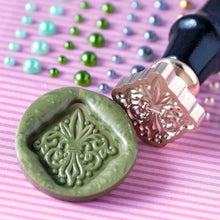 Load image into Gallery viewer, Fleur-de-Lis - Wax Seal Stamper - RETIRING
