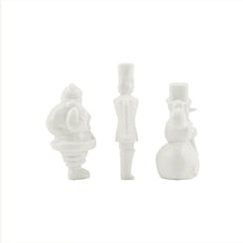 Load image into Gallery viewer, Tim Holtz idea-ology 2023 Christmas Salvaged Figures Small (TH94359)
