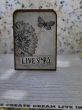 Load image into Gallery viewer, Botanical Folio - Fussy Cutting Day
