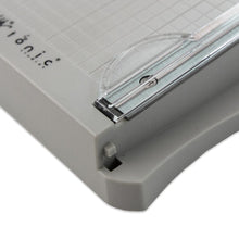 Load image into Gallery viewer, Tim Holtz - 6.25&quot; / 16cm Mini Trimmer (4496E)
